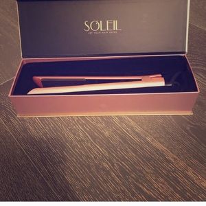 Soleil straightener rose gold